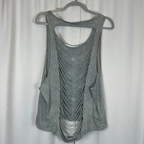 THE CLAS-SIC Muscle Acid Wash Print Top Size Small - Picture 2 of 5